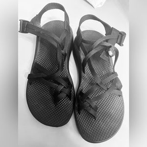 Chaco Black Sandals Size 9